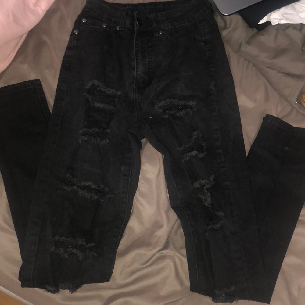 Very Distressed Jeans